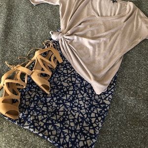 Cassie, pencil skirt